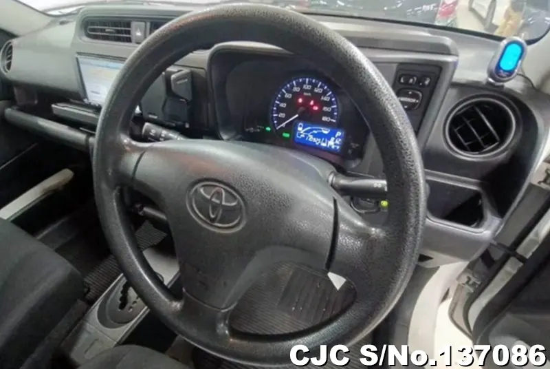 Toyota Probox in White for Sale Image 9
