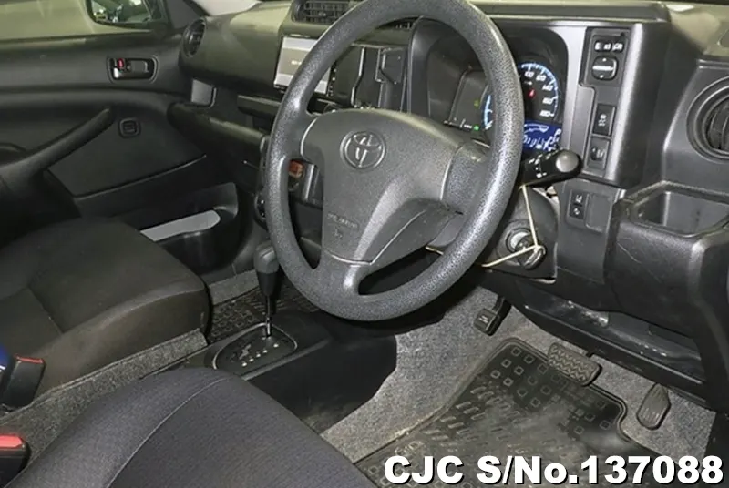 Toyota Probox in Silver for Sale Image 4