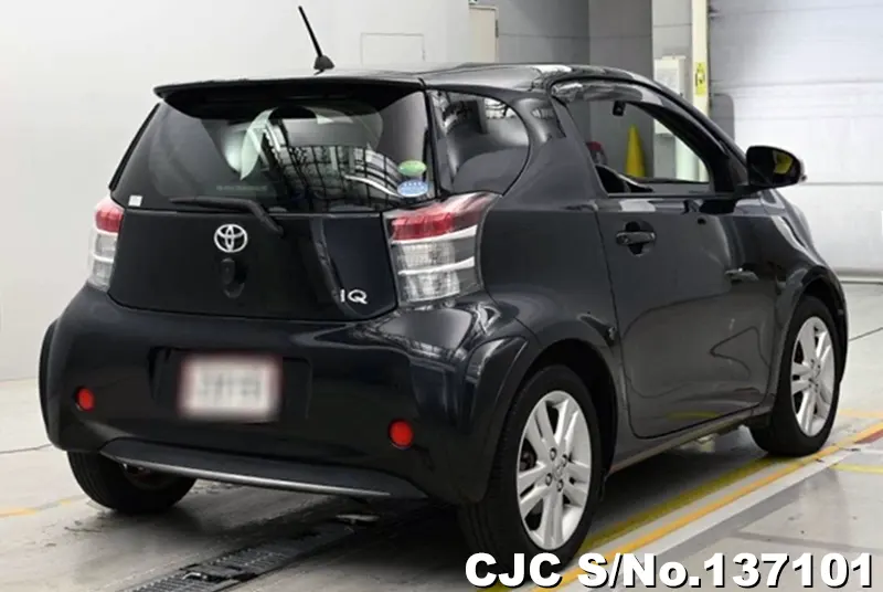 Toyota IQ in Black for Sale Image 2