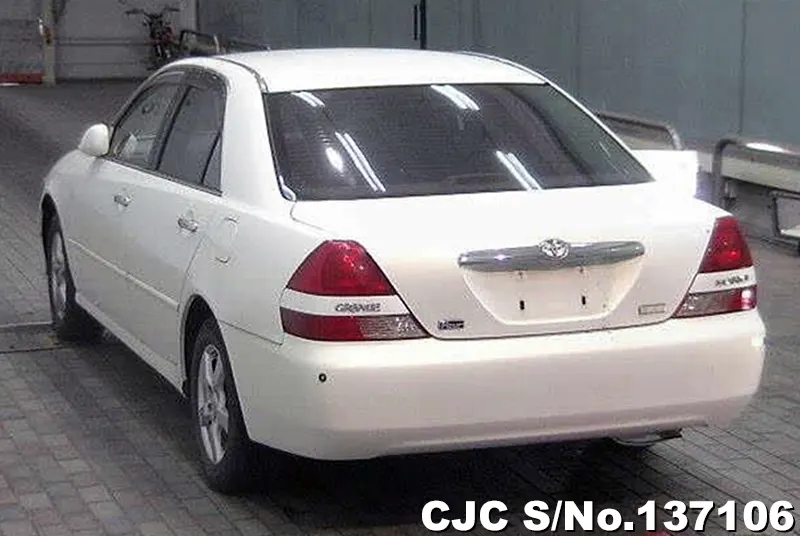 Toyota Mark II in White for Sale Image 1