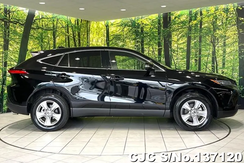 Toyota Harrier in Black for Sale Image 6
