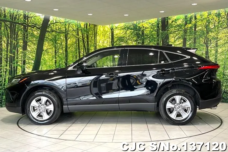Toyota Harrier in Black for Sale Image 7