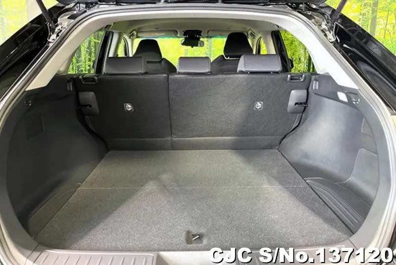 Toyota Harrier in Black for Sale Image 8