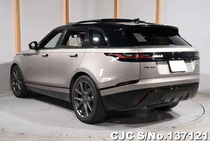 Land Rover Range Rover in Brown for Sale Image 1