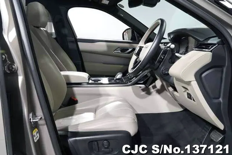 Land Rover Range Rover in Brown for Sale Image 6