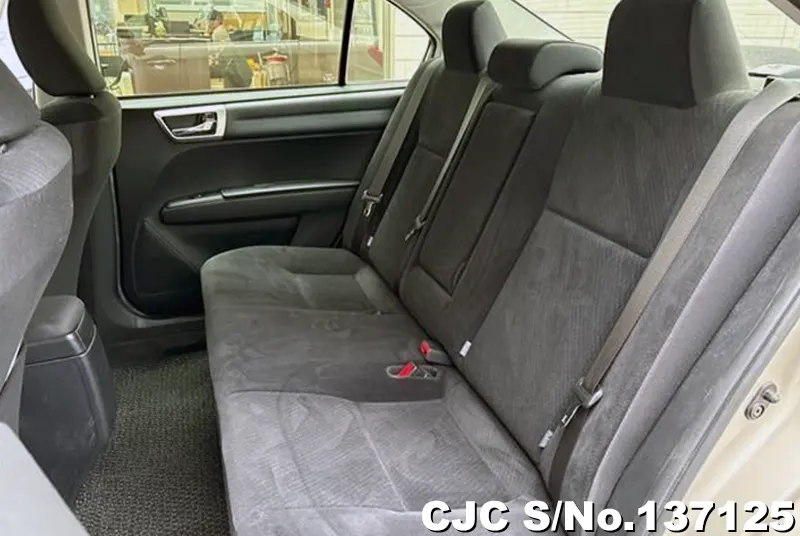 Toyota Corolla Axio in Silver for Sale Image 12