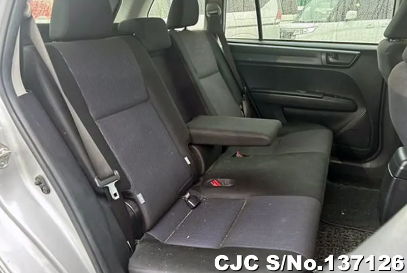 Toyota Corolla Fielder in Silver for Sale Image 6