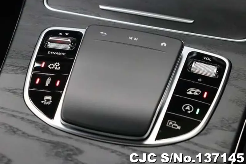 Mercedes Benz GLC Class in White for Sale Image 15