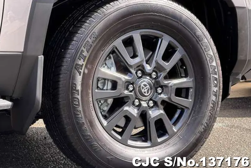 Toyota Land Cruiser 250 in Avant Garde Bronze for Sale Image 25