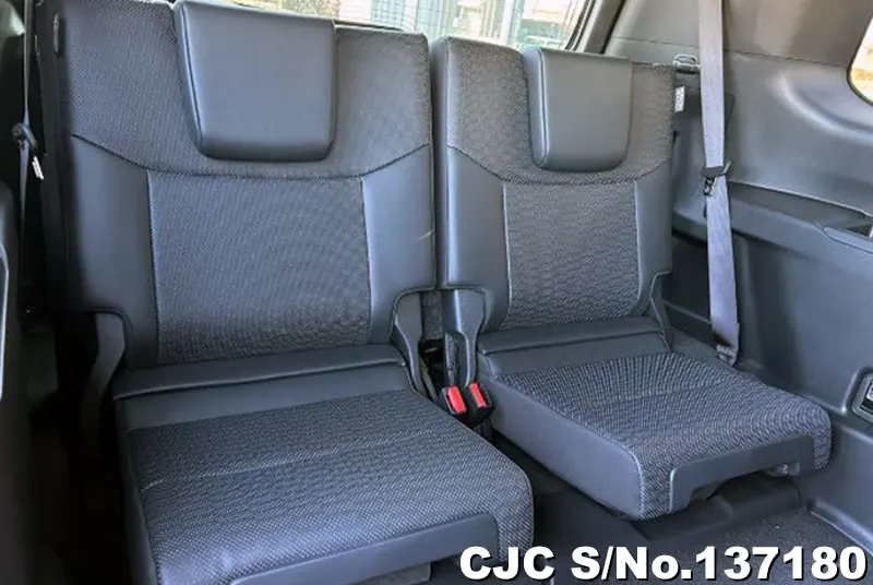 Toyota Land Cruiser 250 in Battle Gray for Sale Image 12