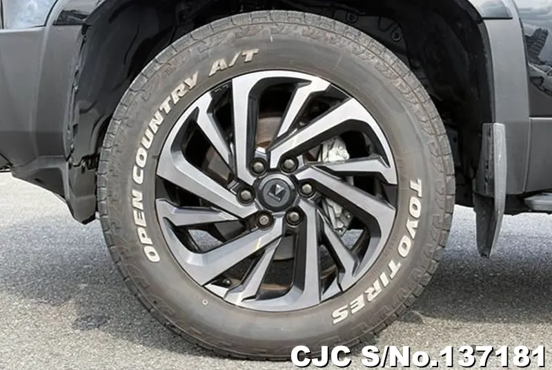 Toyota Land Cruiser 250 in Black for Sale Image 13