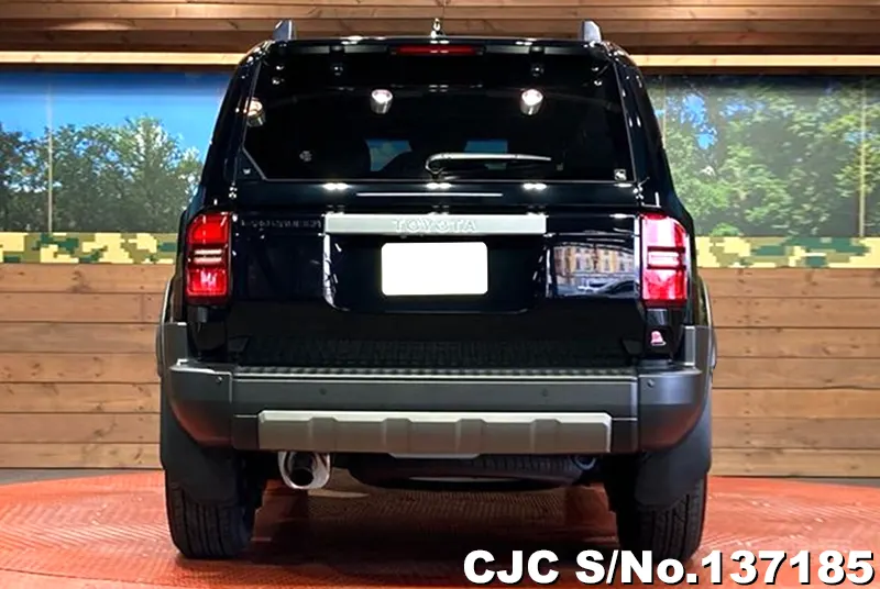Toyota Land Cruiser 250 in Black for Sale Image 5
