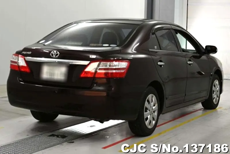Toyota Premio in Wine for Sale Image 2