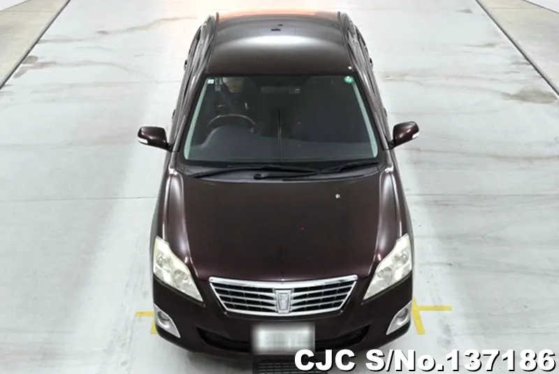 Toyota Premio in Wine for Sale Image 4