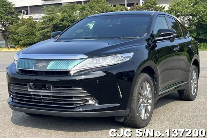 Toyota Harrier in White for Sale Image 3