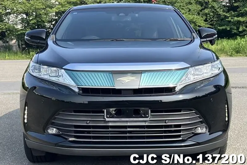 Toyota Harrier in White for Sale Image 4