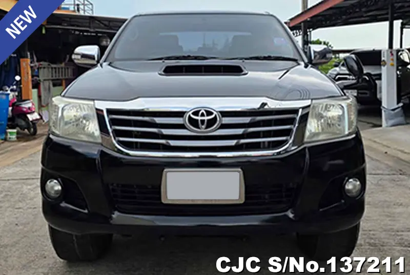 Toyota Hilux in Black for Sale Image 4