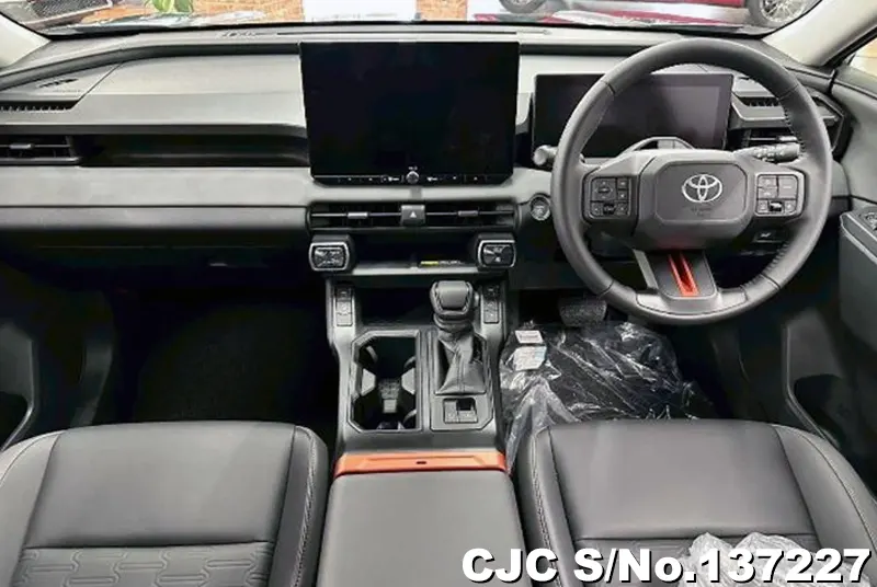 Toyota Rav4 in Green for Sale Image 7