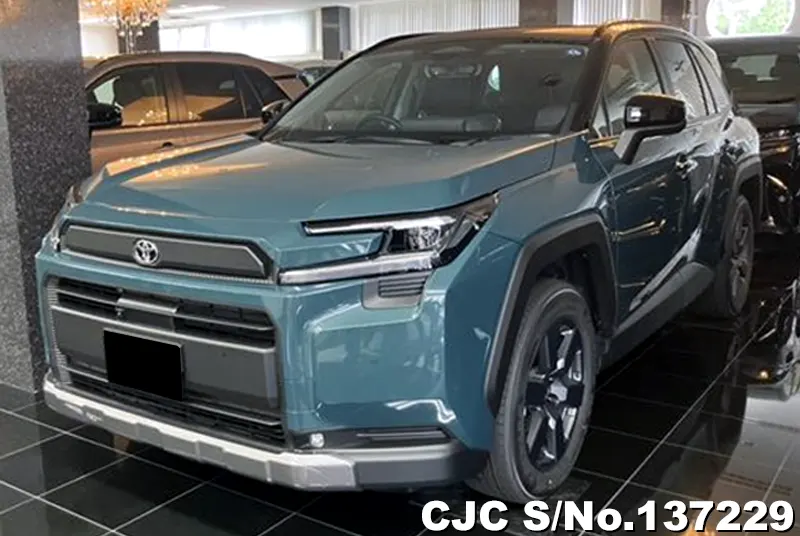 Toyota Rav4 in Green for Sale Image 3