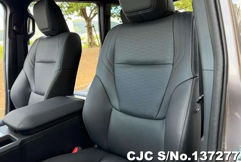 Toyota Land Cruiser 250 in Gray for Sale Image 13