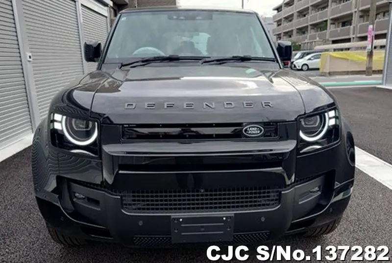 Land Rover / Defender 2026
