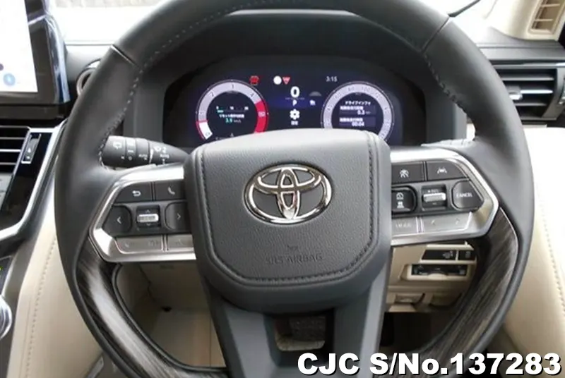 Toyota Land Cruiser in Pearl for Sale Image 10