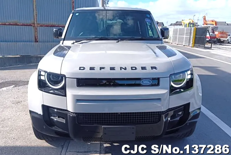 Land Rover Defender in Gray for Sale Image 4