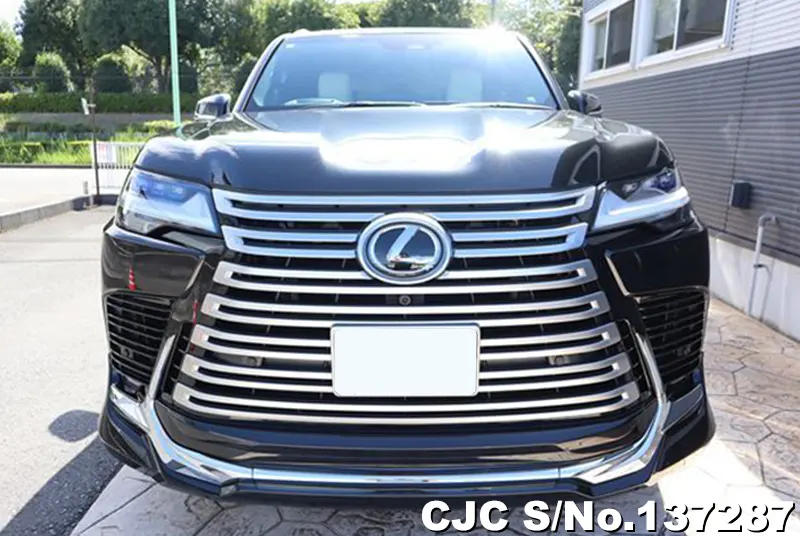 Lexus LX700H in Black for Sale Image 3