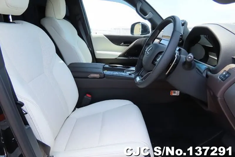 Lexus LX700H in Black for Sale Image 7