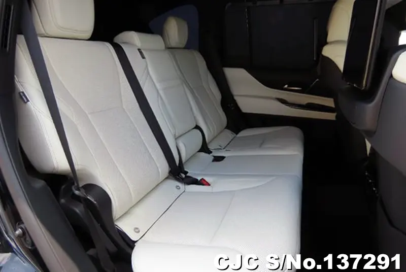 Lexus LX700H in Black for Sale Image 13