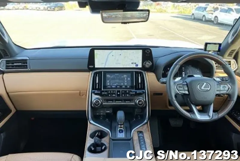 Lexus LX700H in Pearl for Sale Image 4