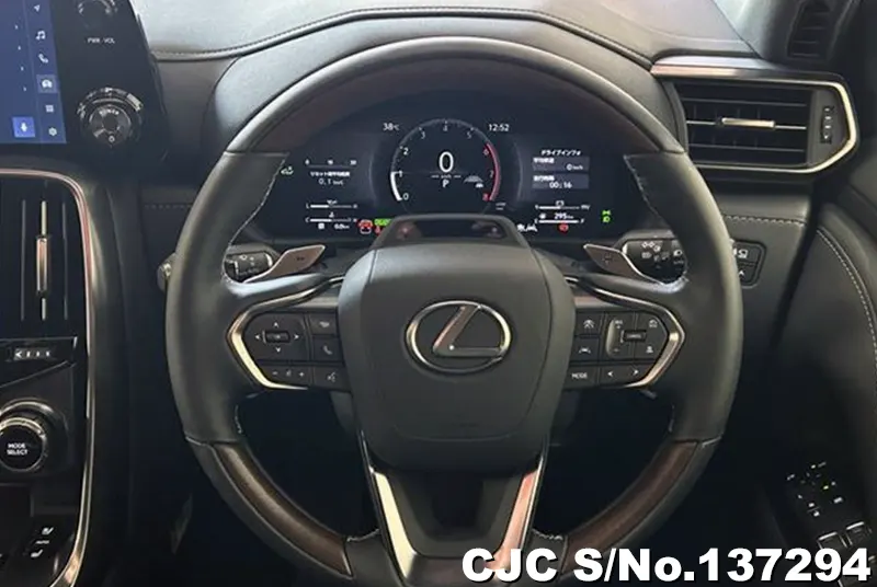 Lexus LX700H in Pearl for Sale Image 11