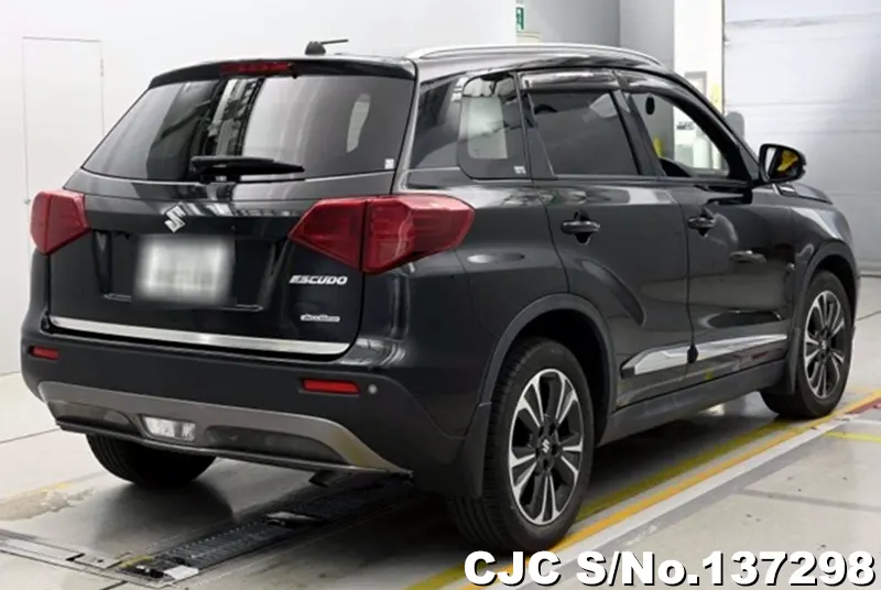 Suzuki Escudo in Black for Sale Image 2