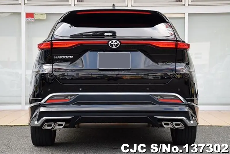 Toyota Harrier in Black for Sale Image 3