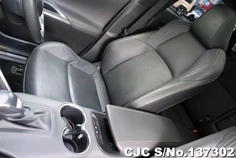 Toyota Harrier in Black for Sale Image 5