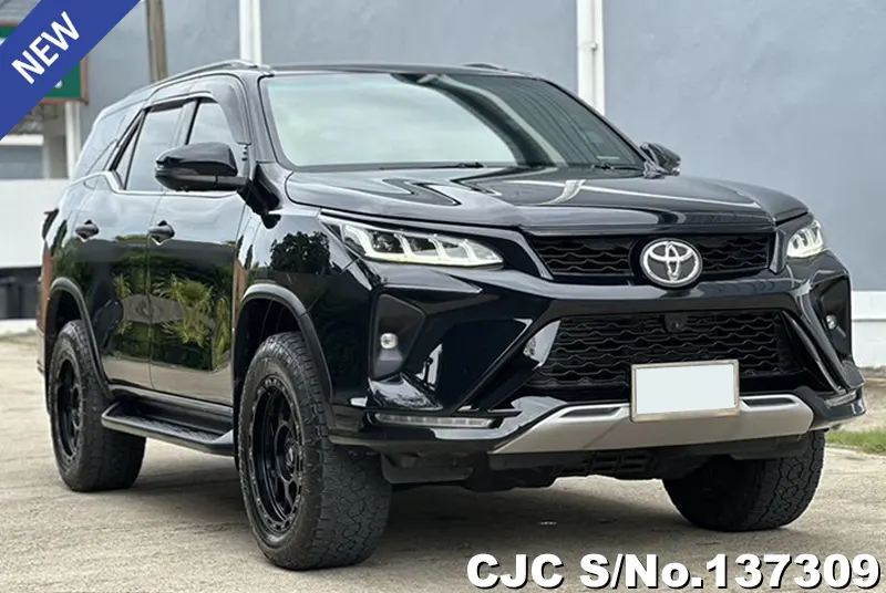Toyota / Fortuner 2021