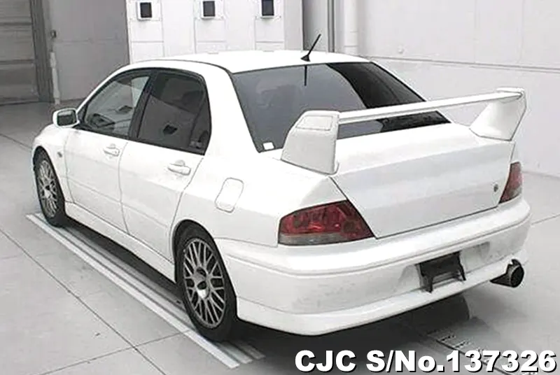 Mitsubishi Lancer in White for Sale Image 1
