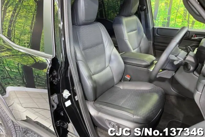 Toyota Land Cruiser 250 in Black for Sale Image 2