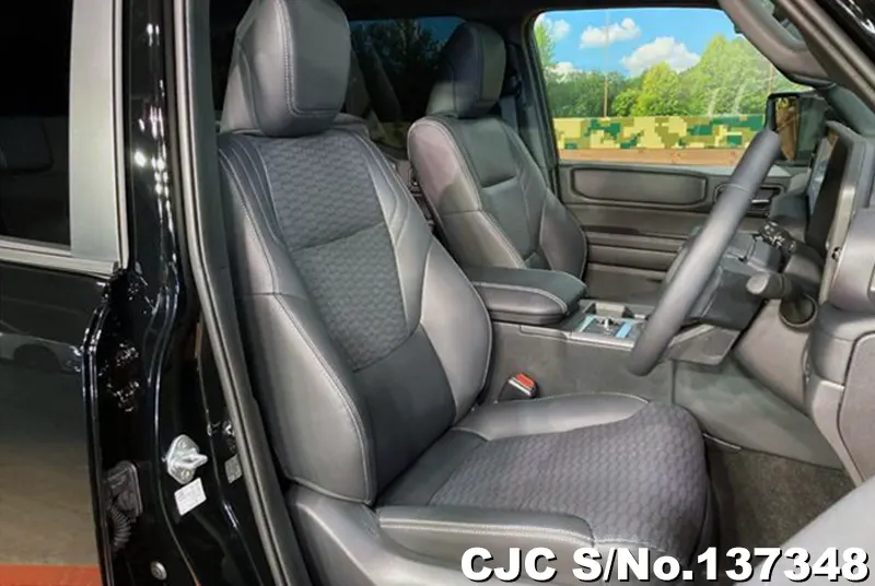 Toyota Land Cruiser 250 in Black for Sale Image 10