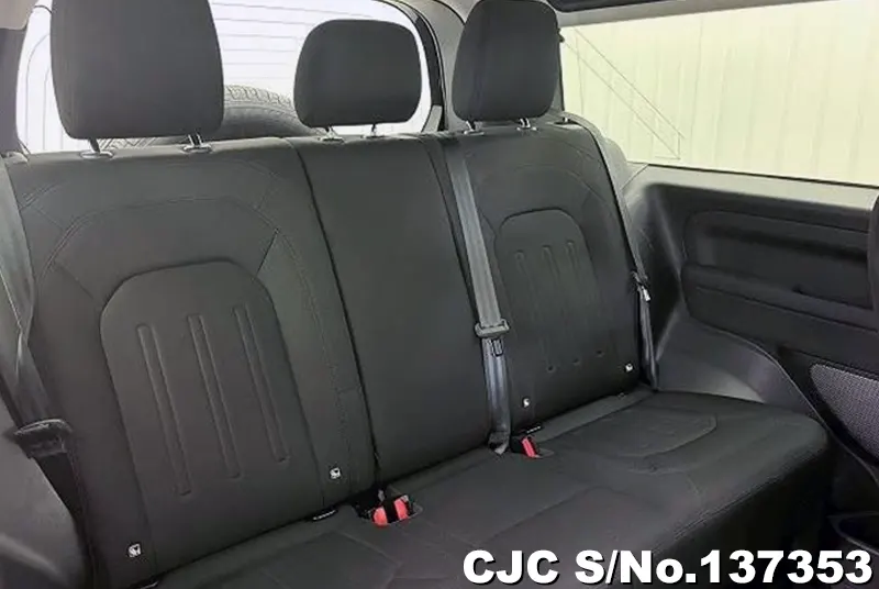 Land Rover Defender in Black for Sale Image 9