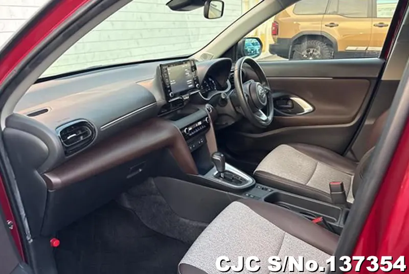 Toyota Yaris Cross in Red for Sale Image 3