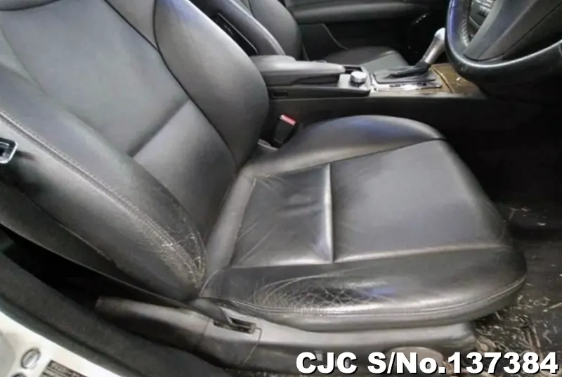 Mercedes Benz C Class in White for Sale Image 9