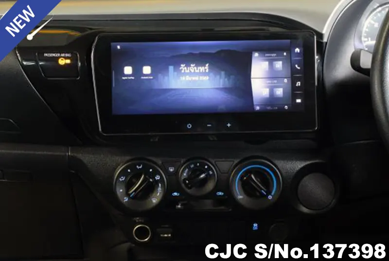 Toyota Hilux in Black for Sale Image 8