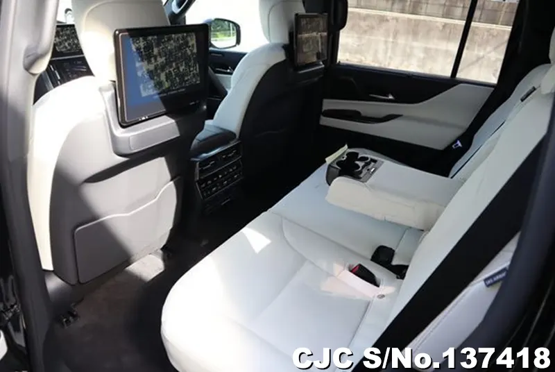 Lexus LX700H in Black for Sale Image 12