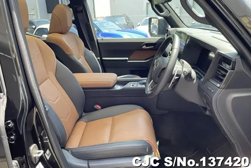 Lexus GX 550 in Black for Sale Image 7