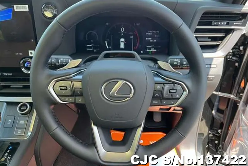 Lexus GX 550 in Black for Sale Image 11