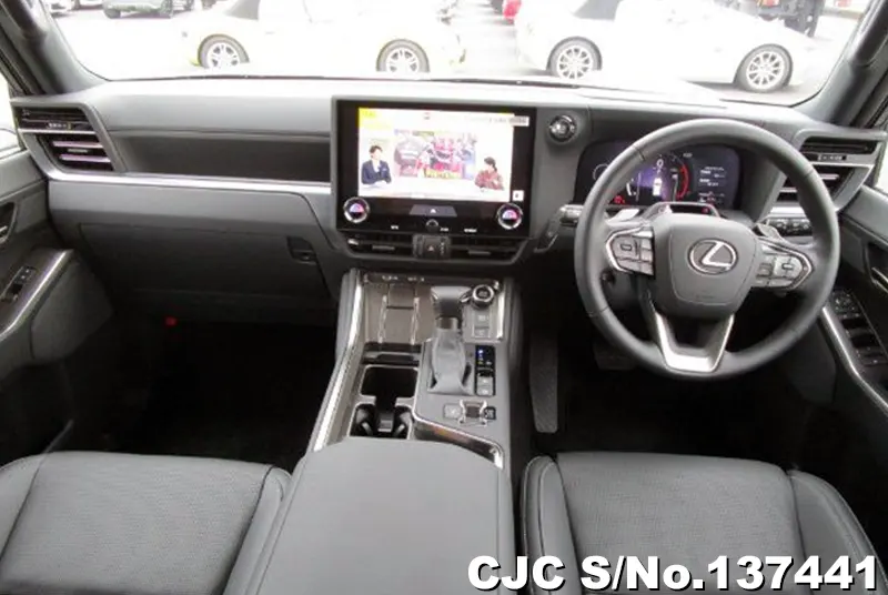 Lexus GX 550 in Pearl for Sale Image 9