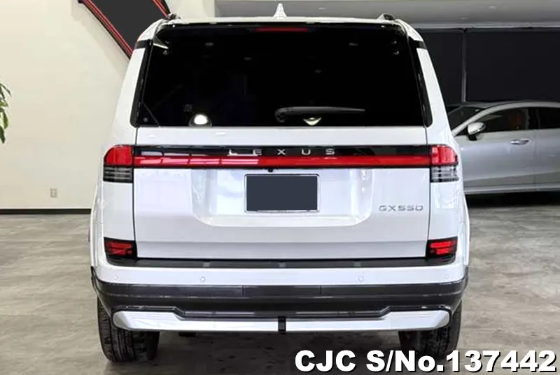 Lexus GX 550 in Pearl for Sale Image 4