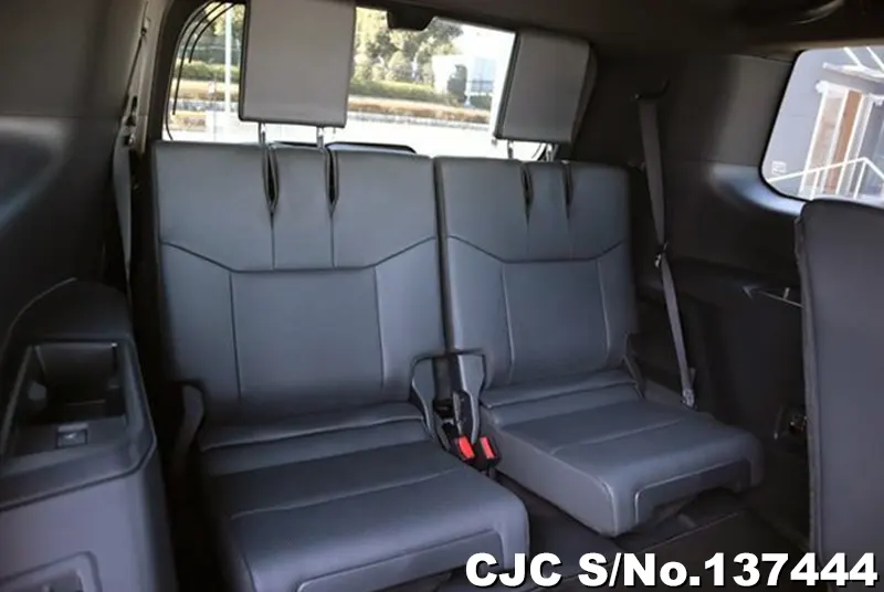 Lexus GX 550 in Pearl for Sale Image 11