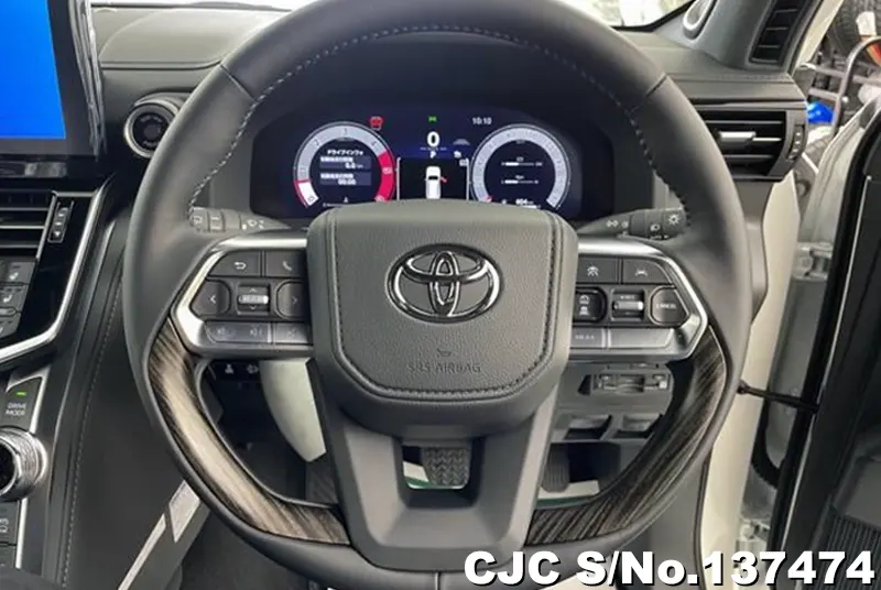 Toyota Land Cruiser in Pearl for Sale Image 7